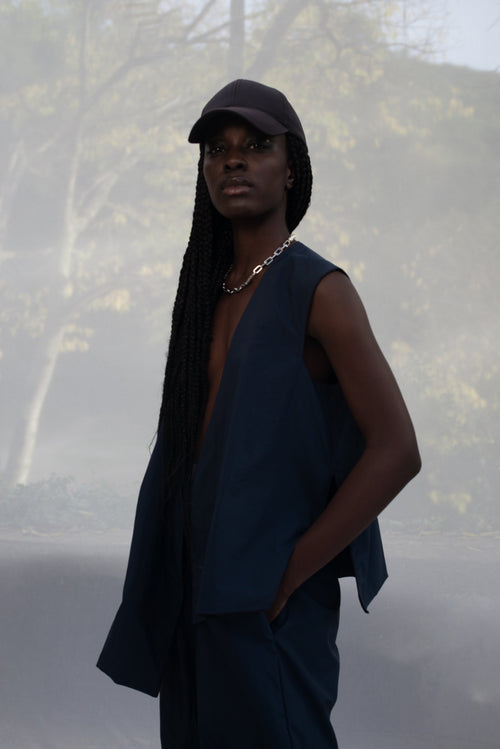 FRAY REVERSIBLE VEST